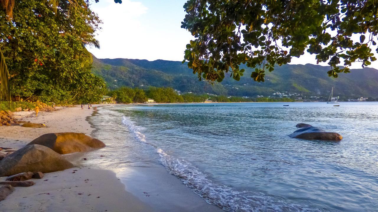 Mouggae Blues Villas Beau Vallon  Exterior photo